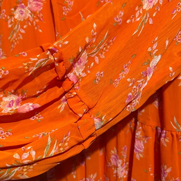 Vince Camuto Orange Floral Dress Women's
LARGE Lightweight Fashion Dress - Picture 8 of 8